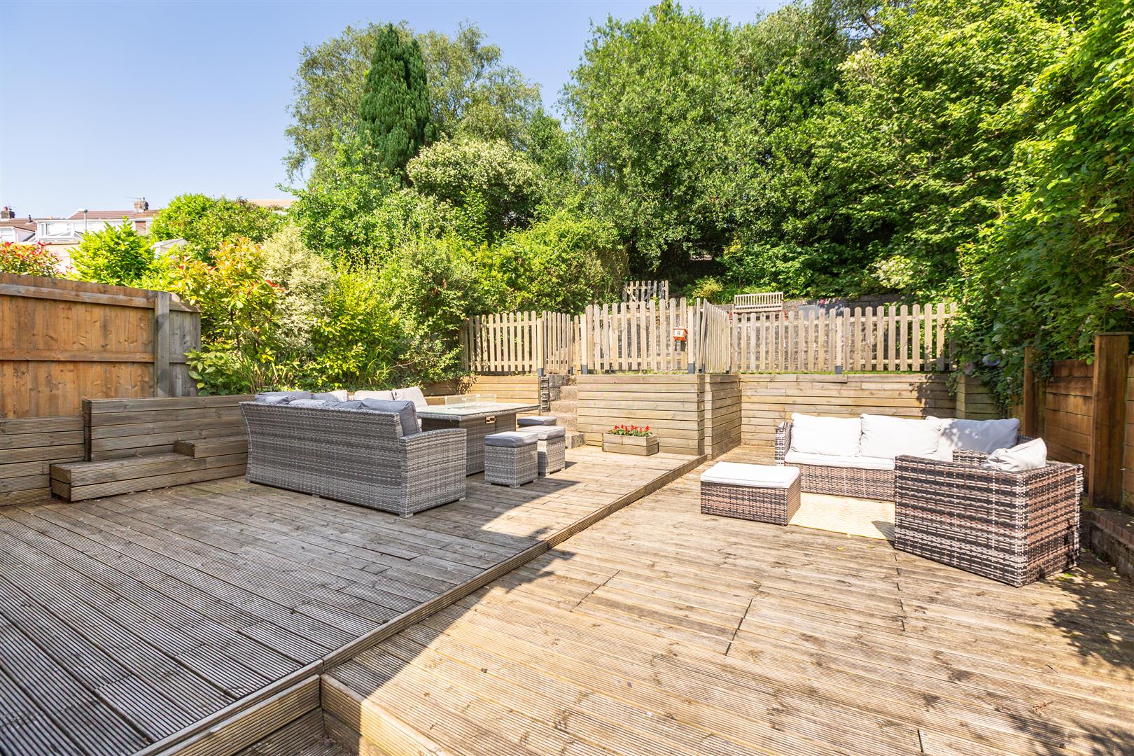 Woodcote, Killay, Swansea, SA2 7AY